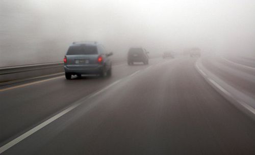 mẹo lái xe khi thời tiết có sương mù